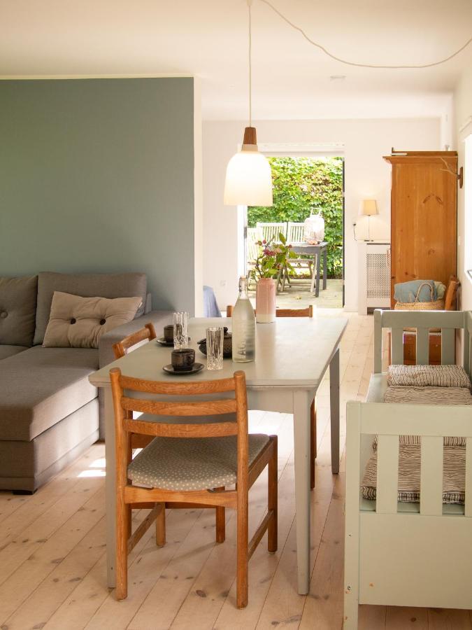 Kamilla'S Cottage, 1 Km. From The Beach Стай Екстериор снимка